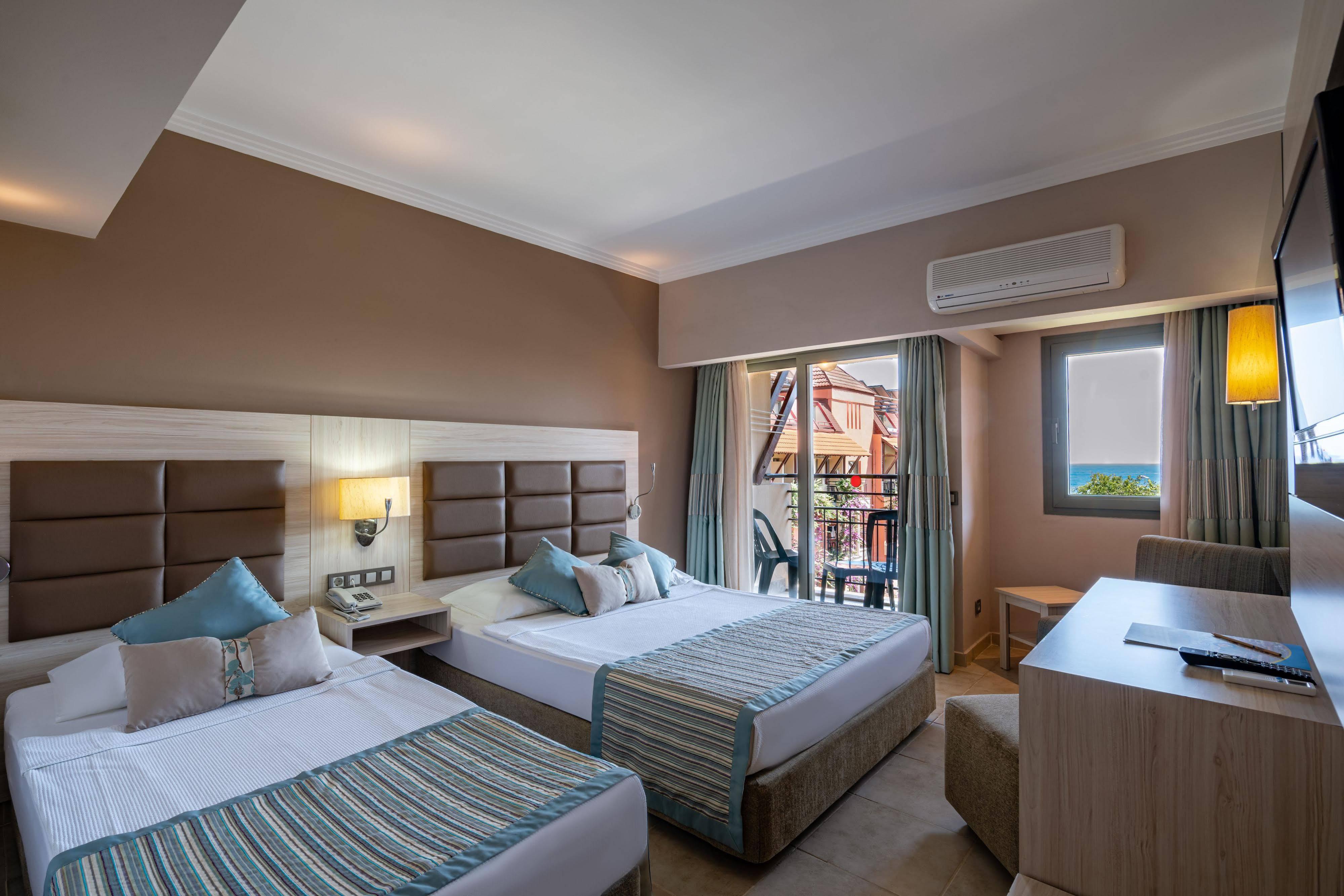 Palmeras Beach Hotel Payallar Esterno foto